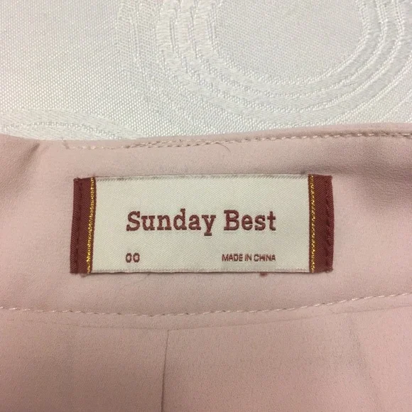 Shorts - Picture 3 of 4